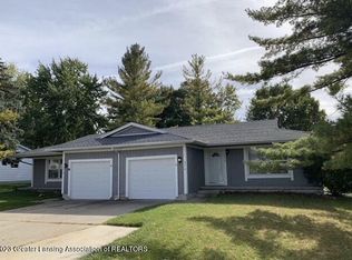 5313 W Willow Hwy #15, Lansing, MI 48917