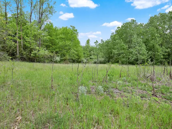 1804 SHALOM DRIVE, West Bend, WI 53090