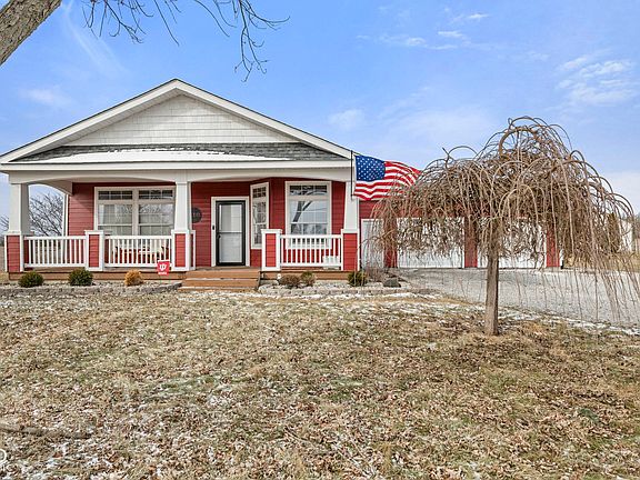 2nd image of 610 S Franklin Rd