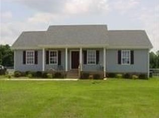 3776 Atkins Rd, Cedar Hill, TN 37032