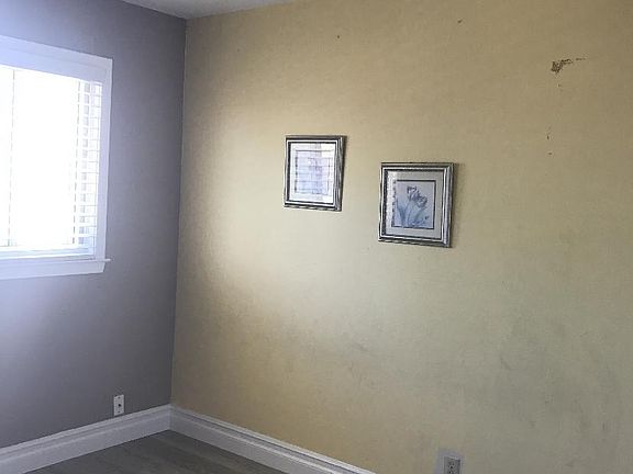 5th image of 1061 S Almaden Ave APT 5