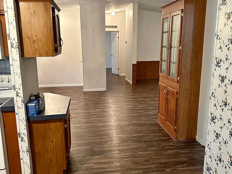 10549 Lone Star Rd — Photo 1