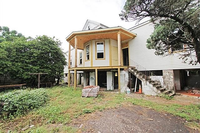 1st image of 436 Tupelo St