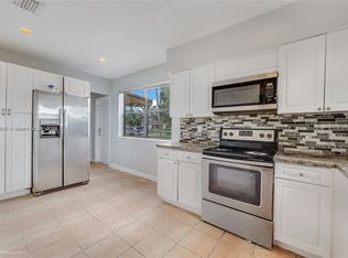 19225 NW 23rd Ave, Miami Gardens, FL 33056