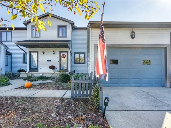 3710 Mercedes Pl Unit 8, Canfield, OH 44406