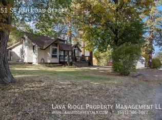 351 SE Railroad St, Bend, OR 97702