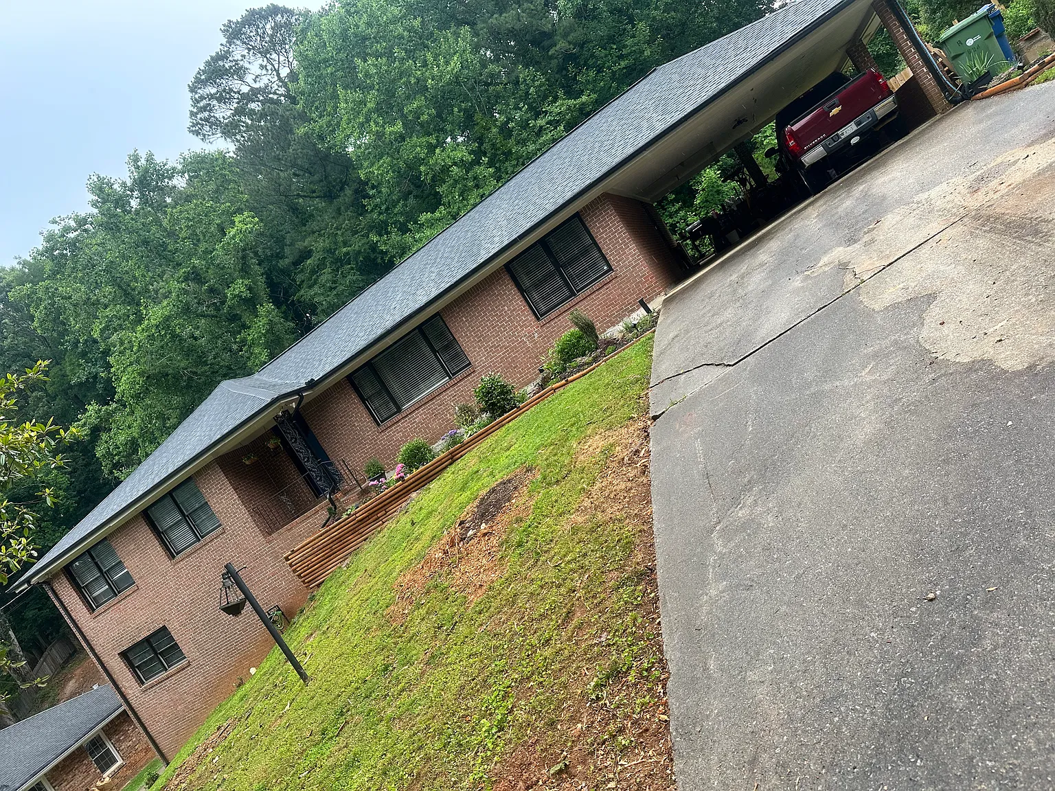 Rodney Dr SW, Atlanta — Photo 2