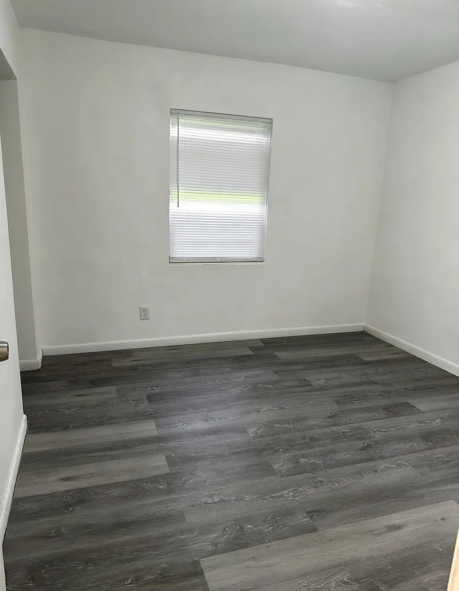 3 bed, 1010 sqft, $1,550 — Photo 4