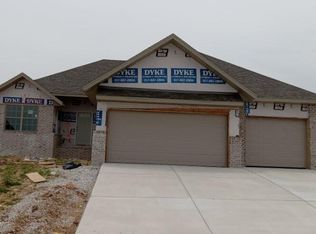 4419 Madrid Ave, Ozark, MO 65721