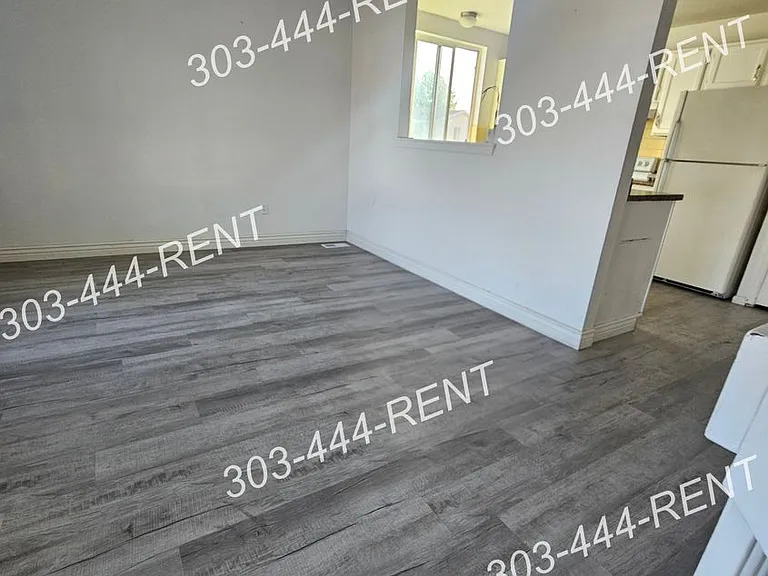 4880 N Enid Way — Photo 2