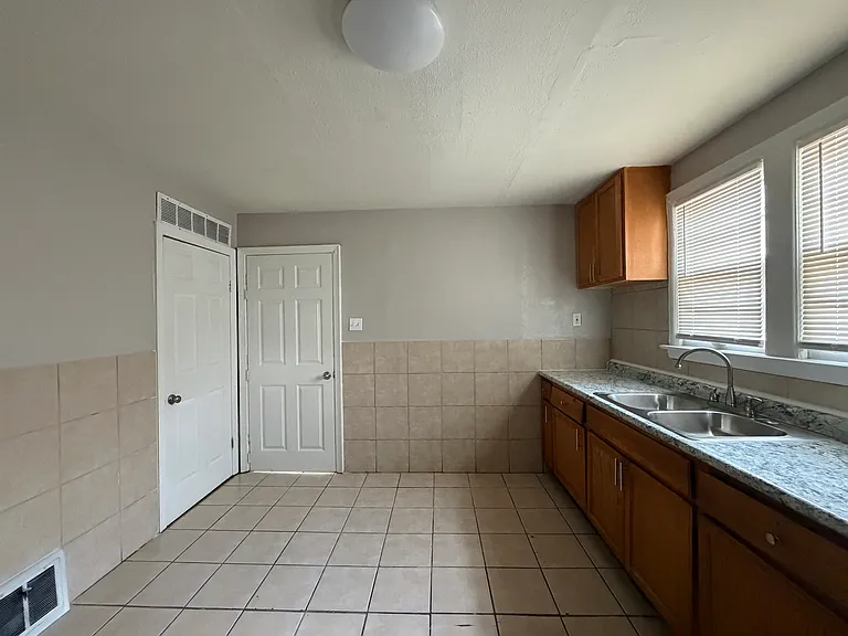 8986 Ramona Ave — Photo 6