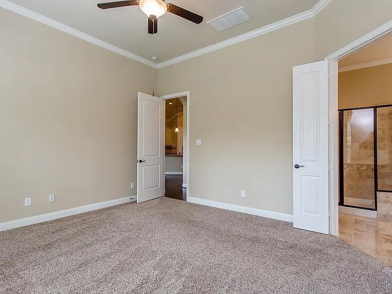 122 Colton Ct — Photo 11