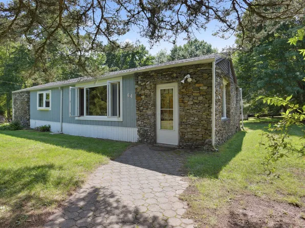 64 Evergreen Park, Clinton, CT 06413