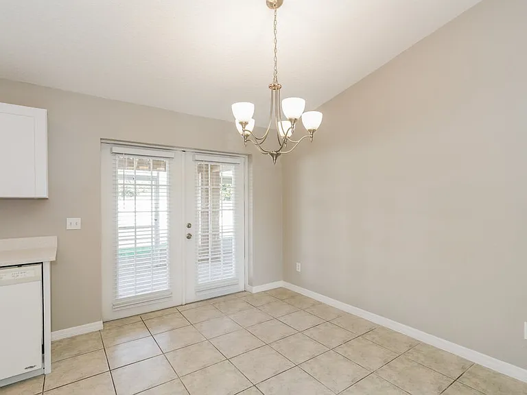 3061 Jordan Heights Ct — Photo 7