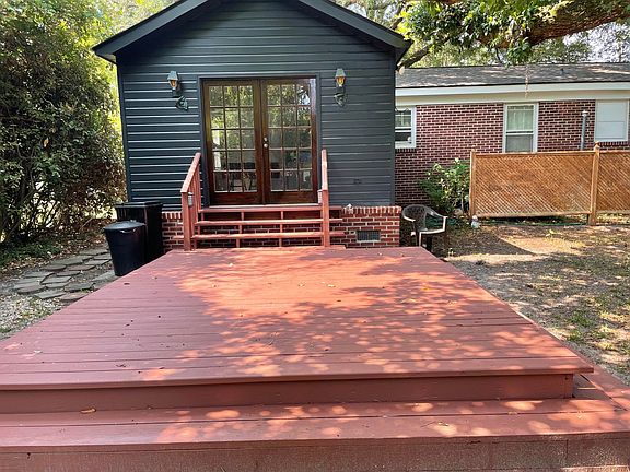 2nd image of 107 Circle Dr