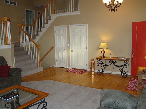 4th image of 101 NE Hidden Meadow Ln