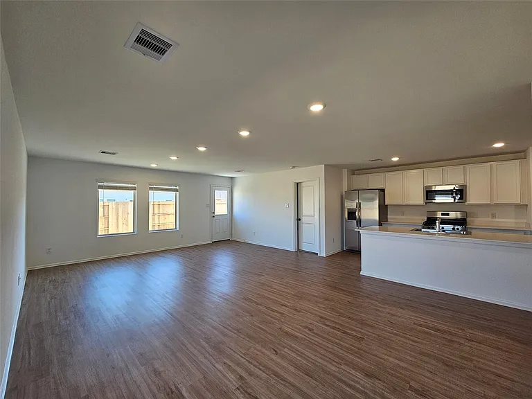 9602 Atwood Lake Dr — Photo 5