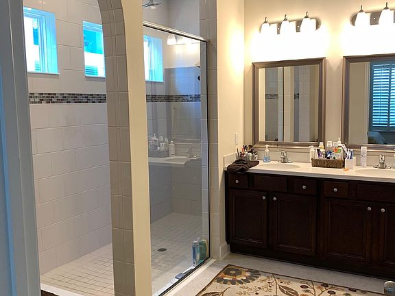 4th image of 3039 Lucena Ln