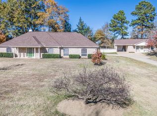 109 Earnest Rd, Texarkana, TX 75503