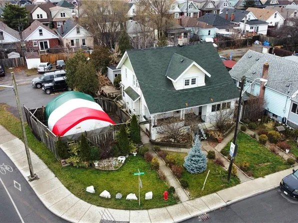 168 Garside Ave N, Hamilton, ON L8H 4W6