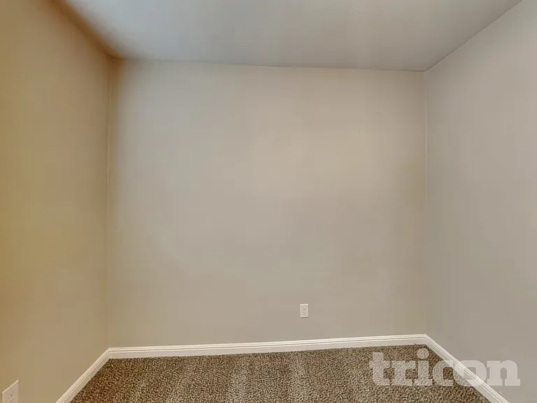162 Colter Dr — Photo 14