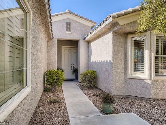 3rd image of 10234 Largo Sassetta Ct