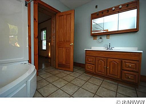 3rd image of 1801 Stout Road