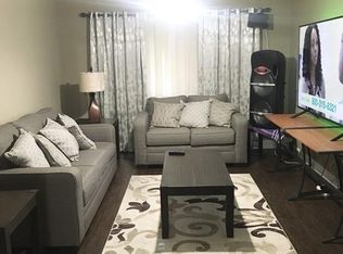 215 Glasgow St APT 8, Fall River, MA 02721