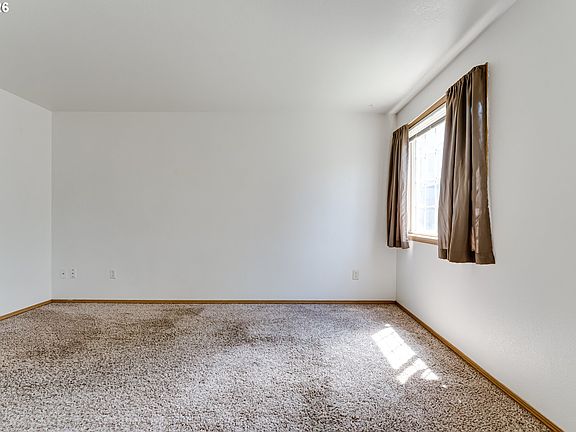 5th image of 116 Lea Ave
