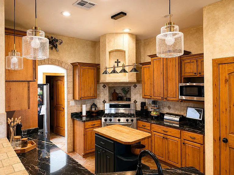 4575 Hatchet Ct — Photo 3