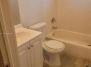 613 NW 27th Ave #1-4, Fort Lauderdale, FL 33311