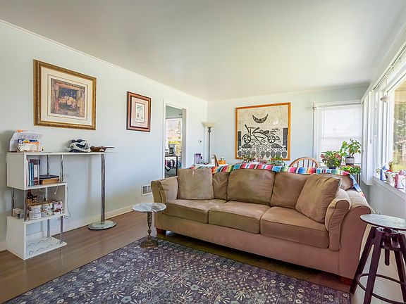 3rd image of 5937 Park Ave