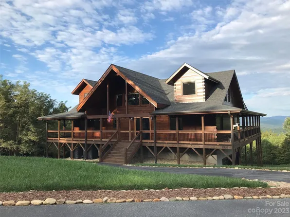 1853 Grandview Peaks Dr, Nebo, NC 28761