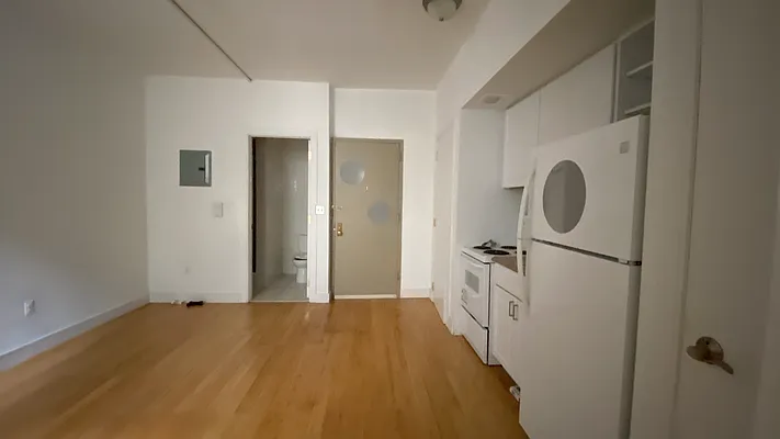 Rented by Oxford Property Group | media 25