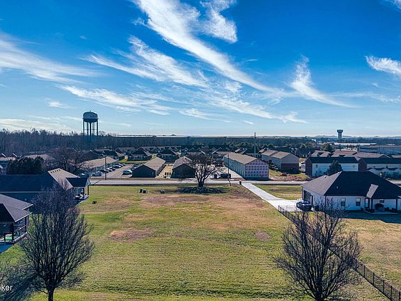 3rd image of 340 Woodlawn Rd