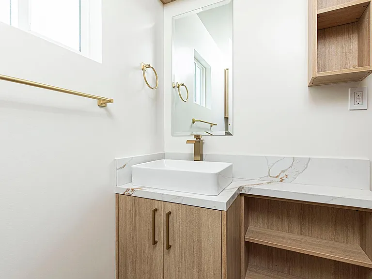 2225 Scott Rd — Photo 26