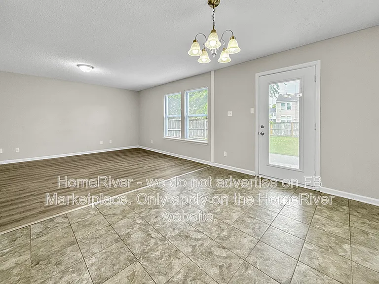 10940 Daylight Dr — Photo 7