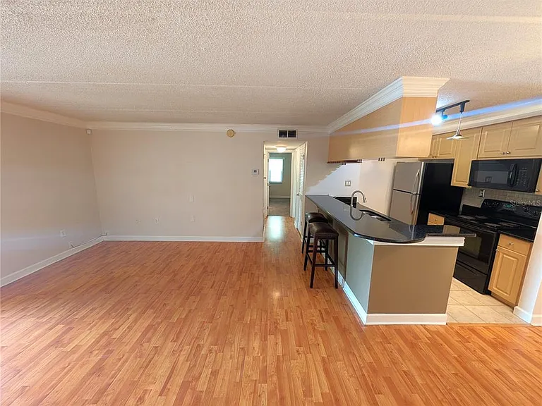 105 S Obrien St #214 — Photo 5