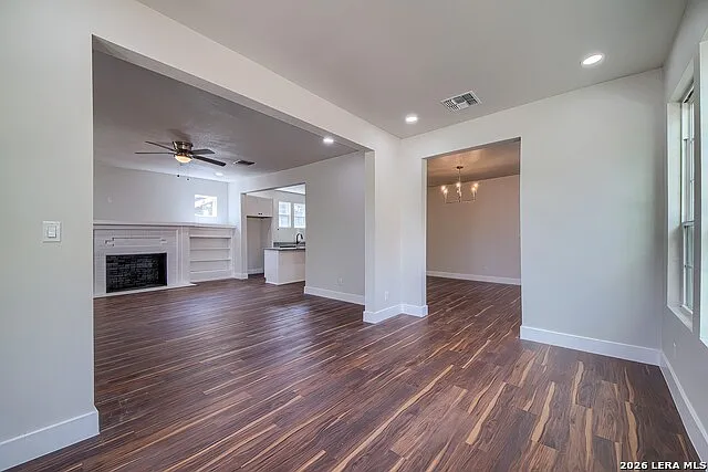 823 W French Pl — Photo 21