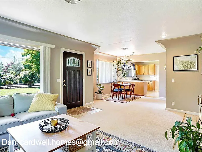 2321 NW Hazel Ave #2321 — Photo 5