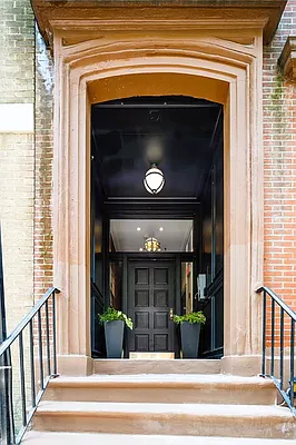 Rented by MNS | media 12