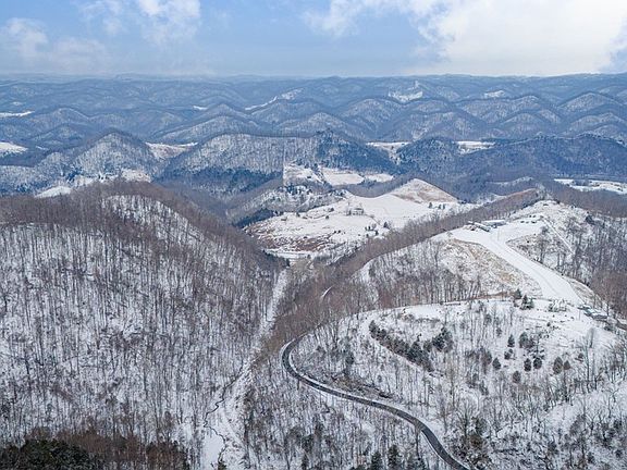 4th image of New Garden Rd