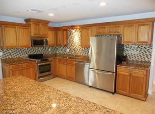 2520 8th Ave NE, Naples, FL 34120