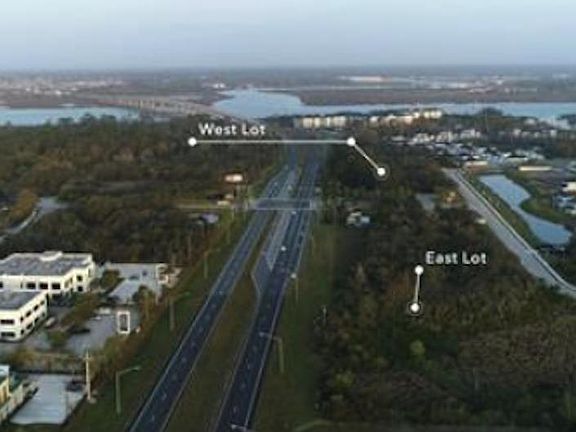 3rd image of 100 Marina Cove Dr