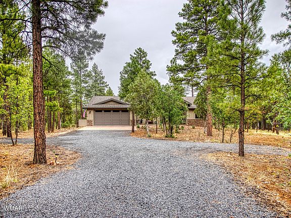 3rd image of 1421 S Wheatgrass Ln