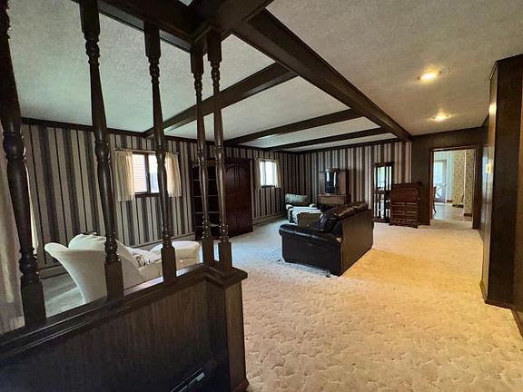 5th image of 202 Central Ave #6