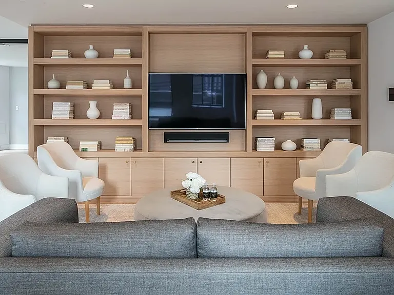 67 Wall St #25B — Photo 4