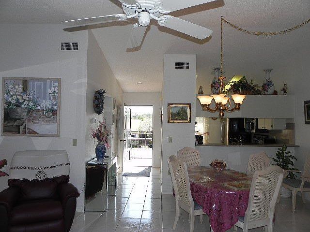 The open floor plan.