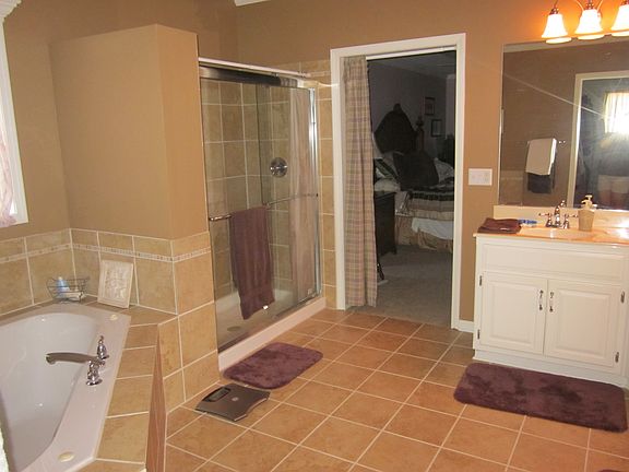 Master Bath-closet view