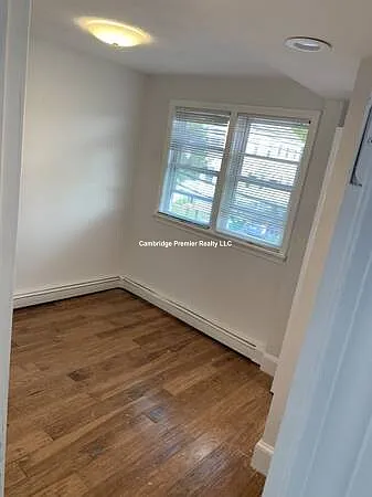 560 Main St #2 — Photo 8